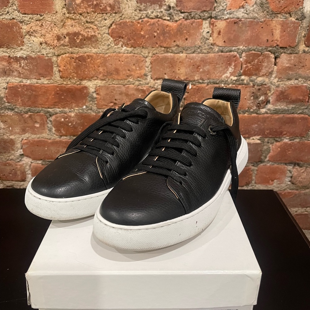 Moncler black and white shoe